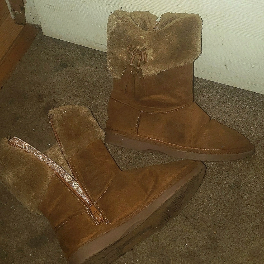 HotCakes Furr Boots Size:2M